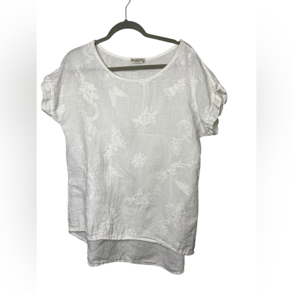 Terzo Millennio Tops - Terzo Millennio 100% Linen Floral Butterfly Embroidered Short Sleeve Top Medium